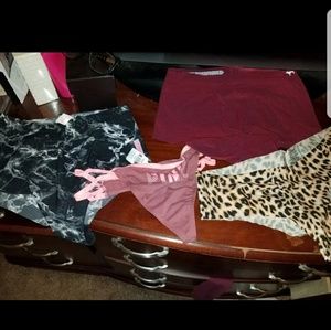 Lot of 4 Vs pink panties
